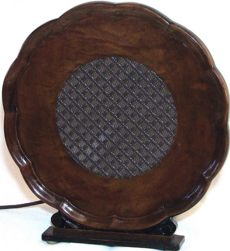 lk-speaker-front