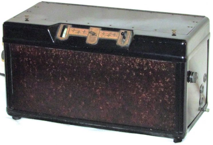 philips-radio-front